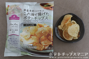 トップバリュ フリーフロム こめ油で揚げたポテトチップス のりしお味