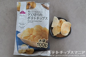 トップバリュ フリーフロム 塩だけで味付けした ざく切りのポテトチップス