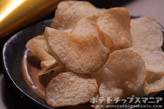 カルビー 堅あげポテト 北海道バターしょうゆの味