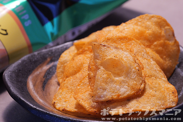 カルビー ポテトチップス エスニカンの味