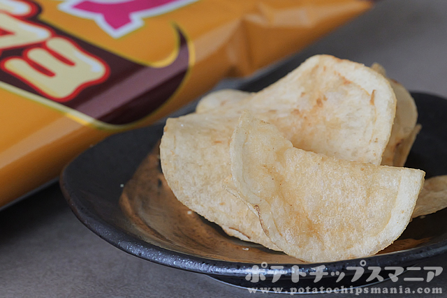 カルビー ポテトチップス しゅうゆWマヨの味