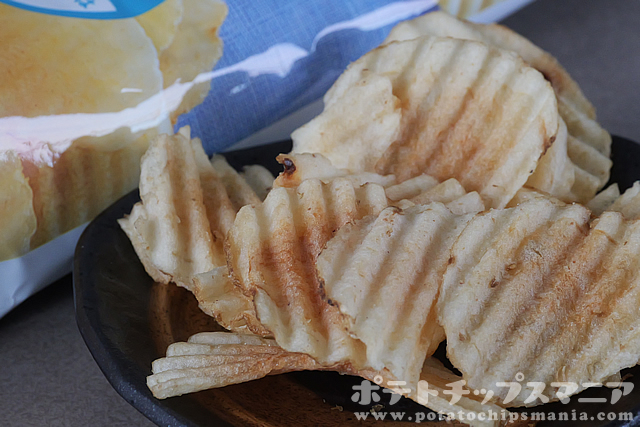 ファミマル サクサク厚切りポテトチップス 絶品うすしお味の味