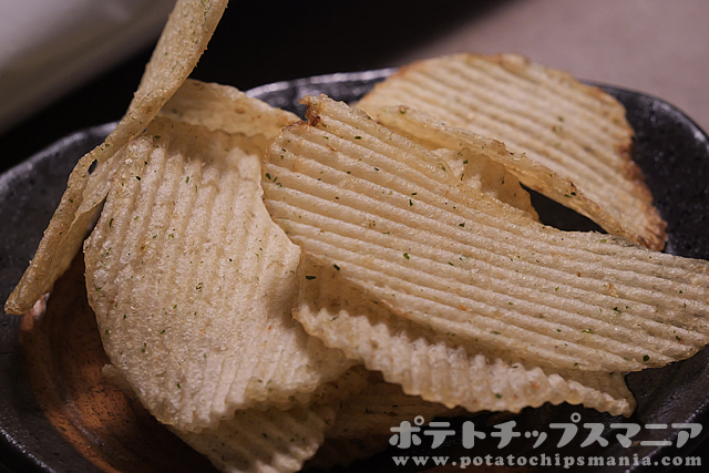 OKストア カルビー 塩・のりで味付けしたポテトチップス 厚切りの味