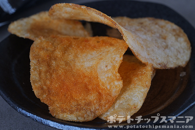 山芳製菓 ポテトチップス 激辛注意報 麻辣坦々味の味